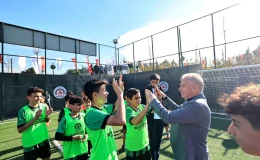 Denizli Büyükşehir Belediyesi Şemikler Mahallesi’nde Park ve Halı Sahası Açtı