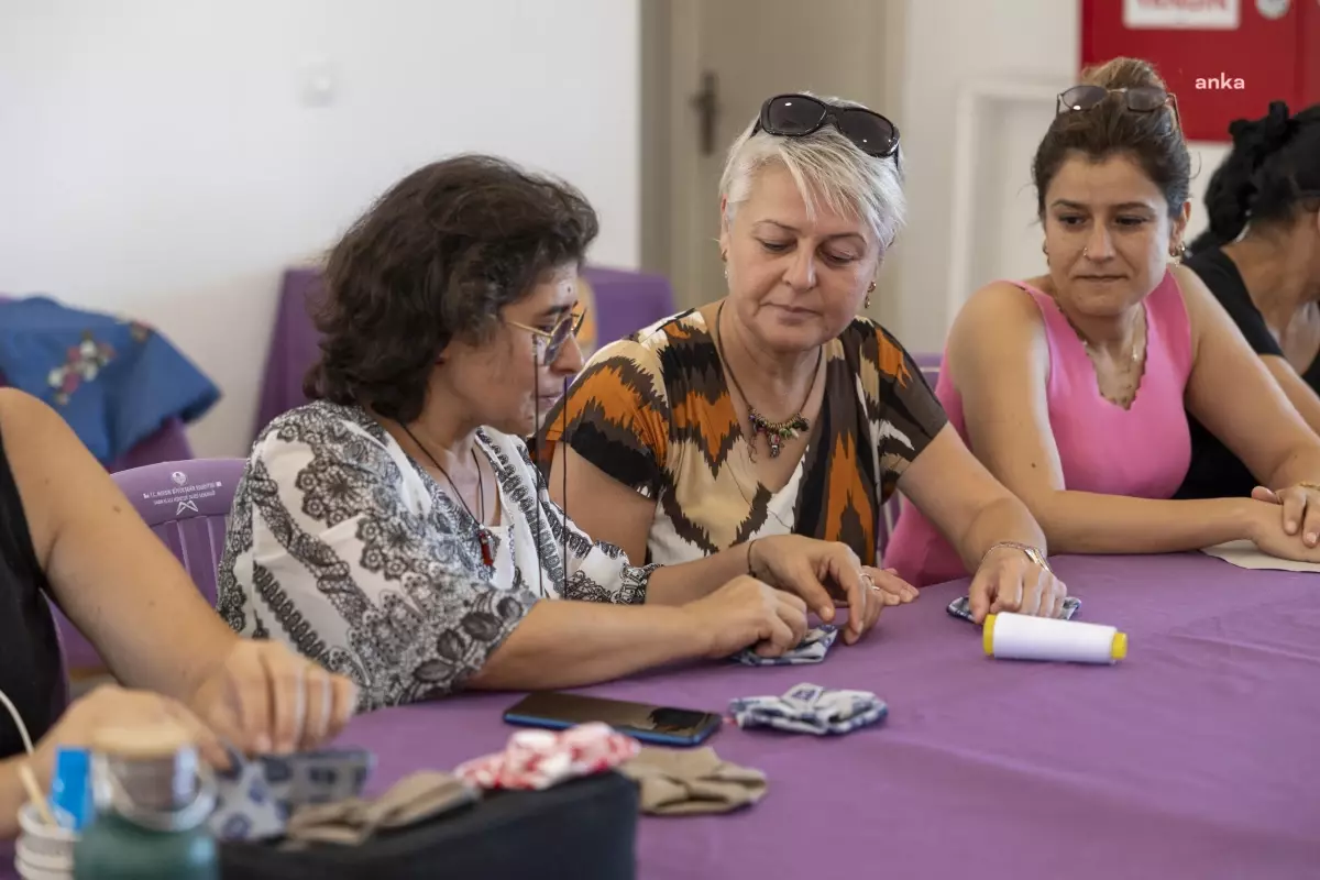 Mersin’de Kadınlar Kırkyama Sergisi Açtı