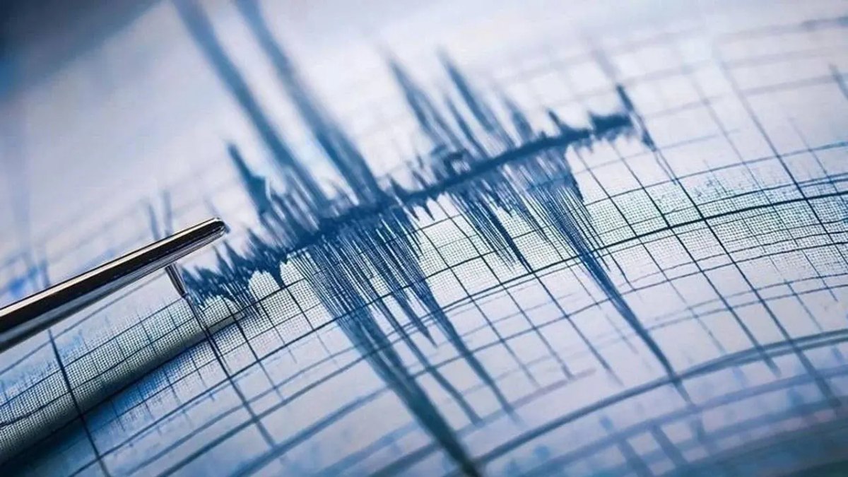 Ege Denizi sallanmaya devam ediyor: 4.8 büyüklüğünde bir deprem daha meydana geldi
