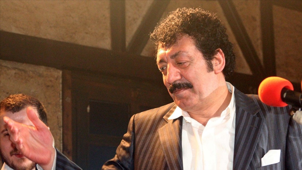 Arabesk müziğin çaresiz hislere tercüman babası: Müslüm Gürses